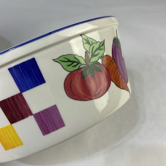 Verdura Hand Painted Veggie Motif Casserole Dish - Picture 7 of 16